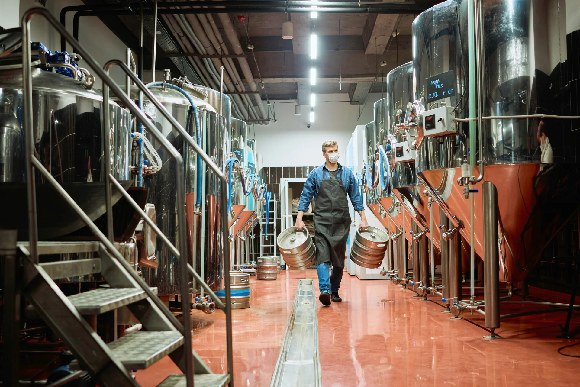 urethane concrete floor in a Gatineau brewery