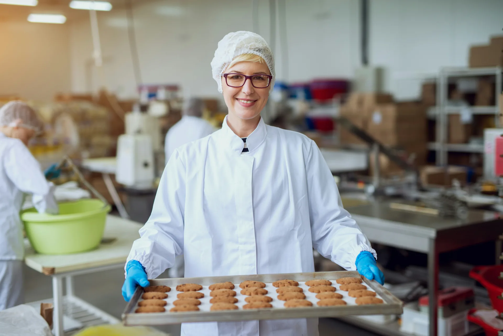 food processing worker on a seamless concrete floor in Gatineau
