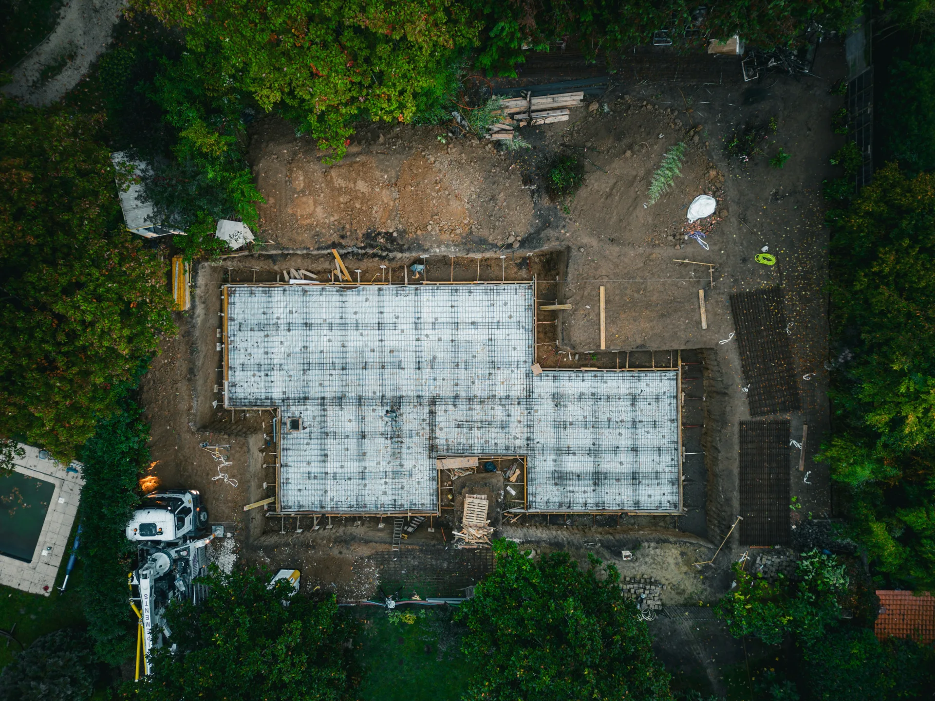 formed concrete foundation under construction at a Gatineau build
